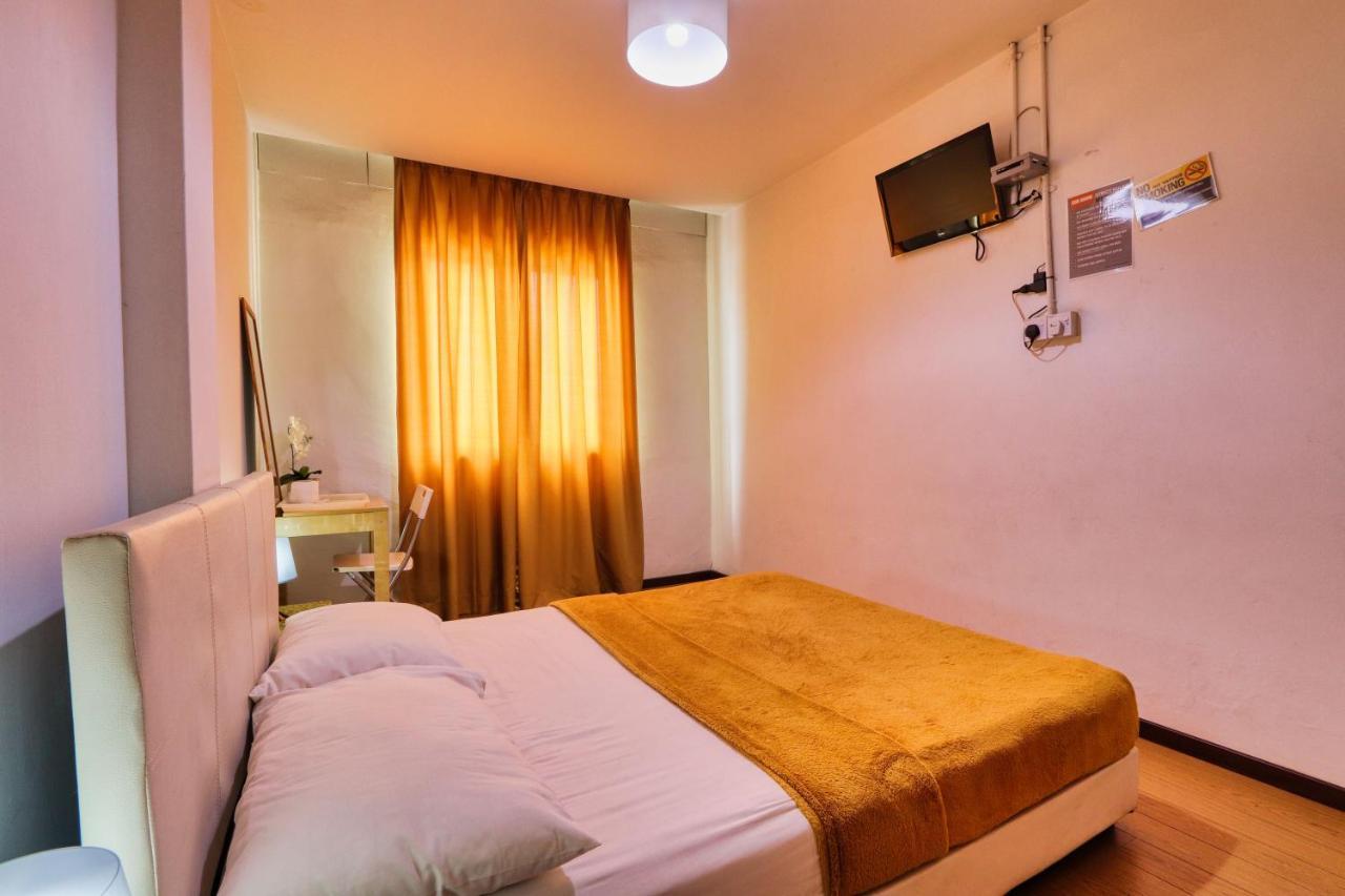 Bata Merah Boutique Hotel Banting  Extérieur photo